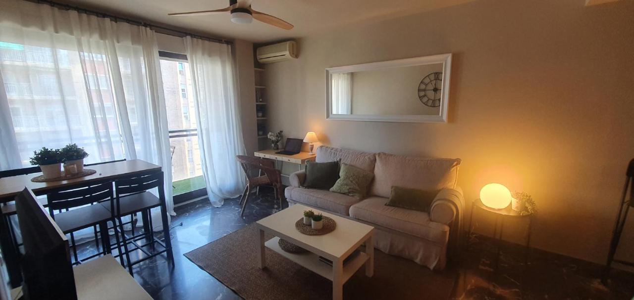 Apartamenticos Studio 75 Zaragoza Bagian luar foto