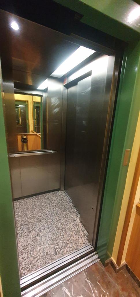 Apartamenticos Studio 75 Zaragoza Bagian luar foto